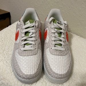 Women’s Nike Air Force 1 07 min size 9.5 and 11.5